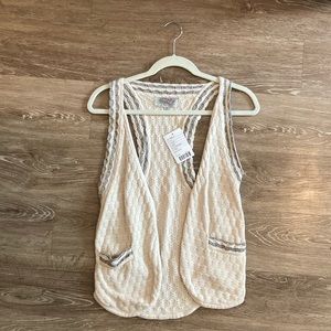 Brand new (w/ price tags) Ecoté knit vest